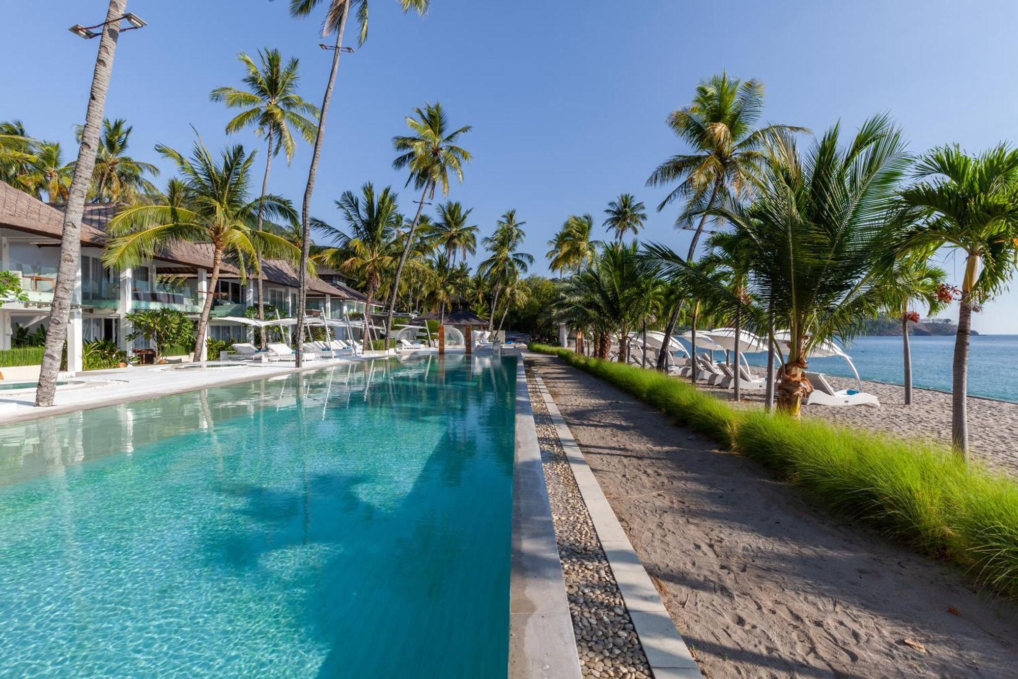Seven Secrets By Hanging Gardens Senggigi Exterior foto
