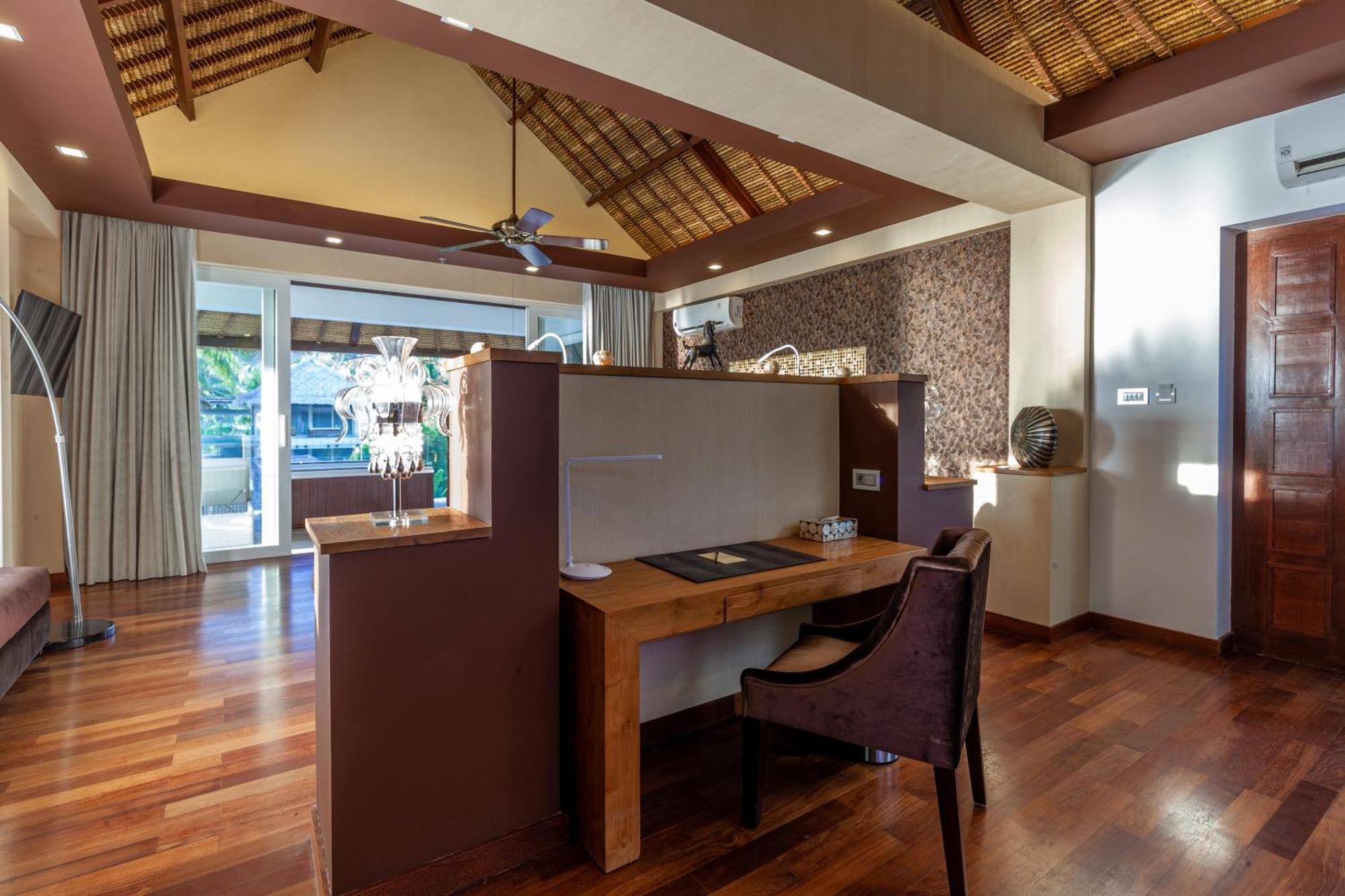 Seven Secrets By Hanging Gardens Senggigi Exterior foto