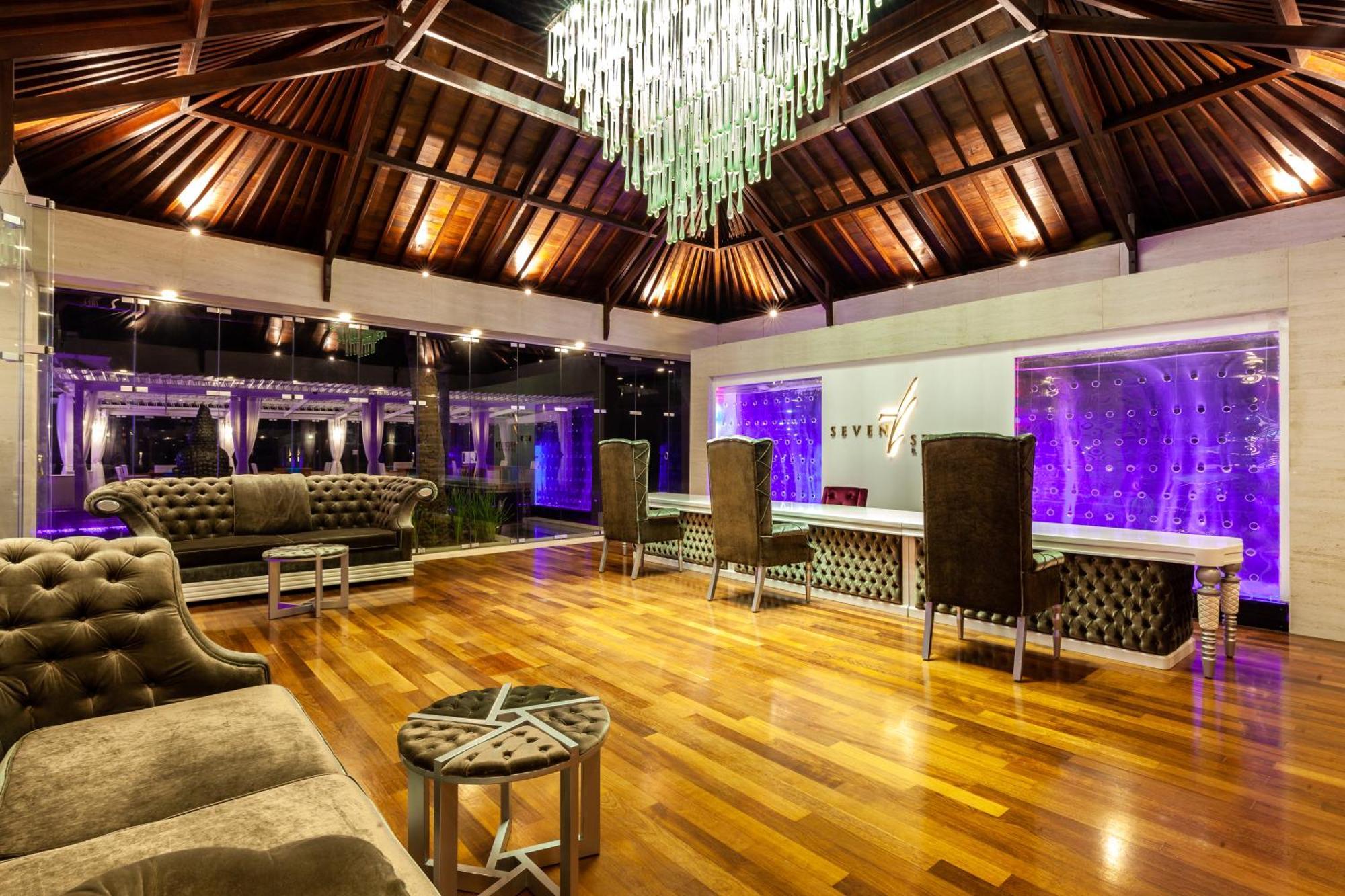 Seven Secrets By Hanging Gardens Senggigi Exterior foto